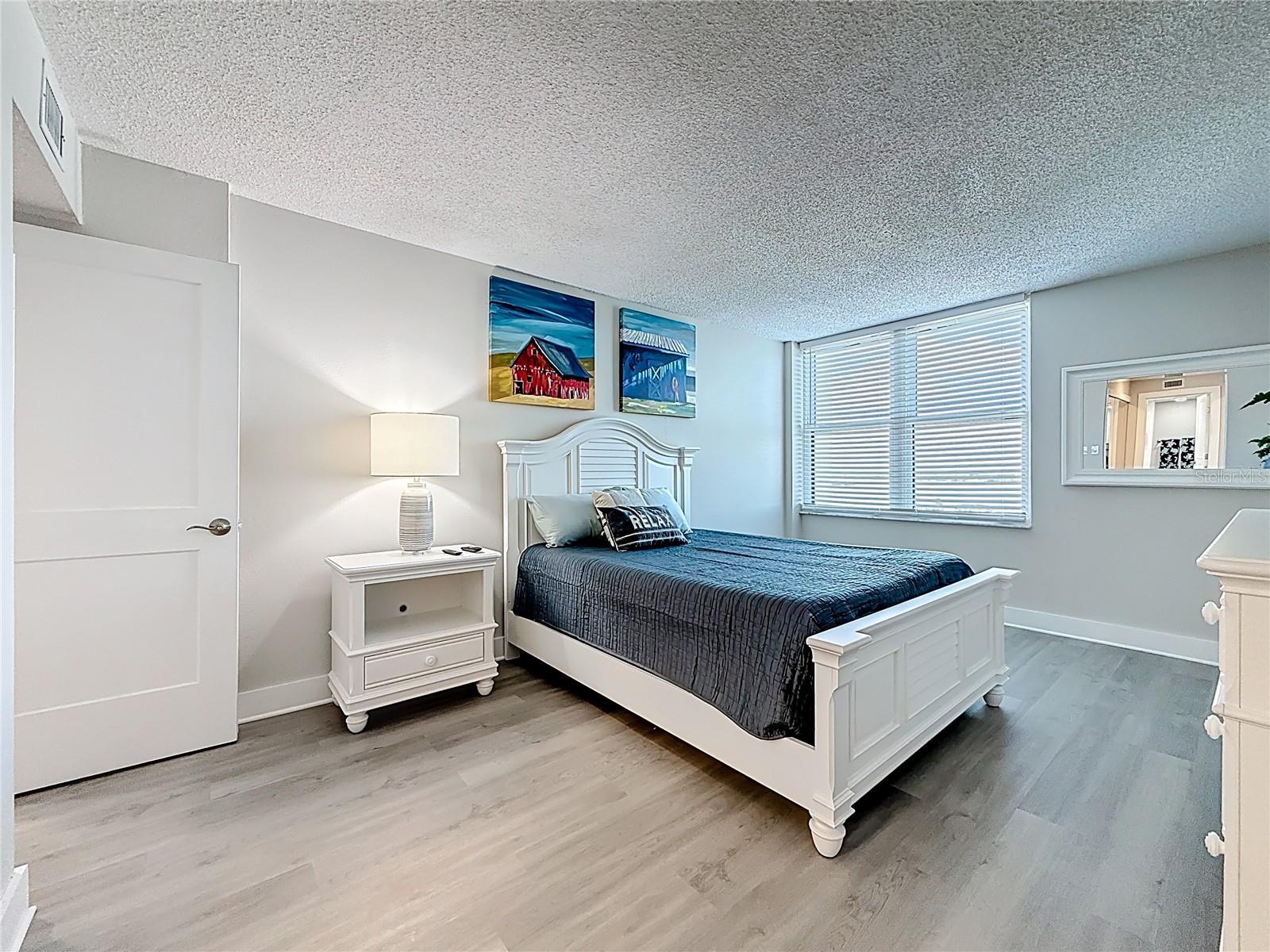 STARBOARD TOWER - Residential