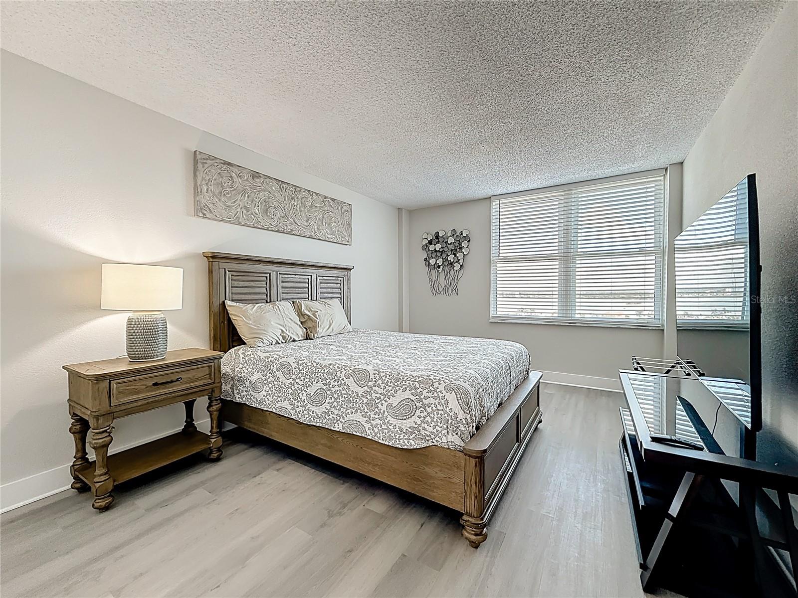 STARBOARD TOWER - Residential