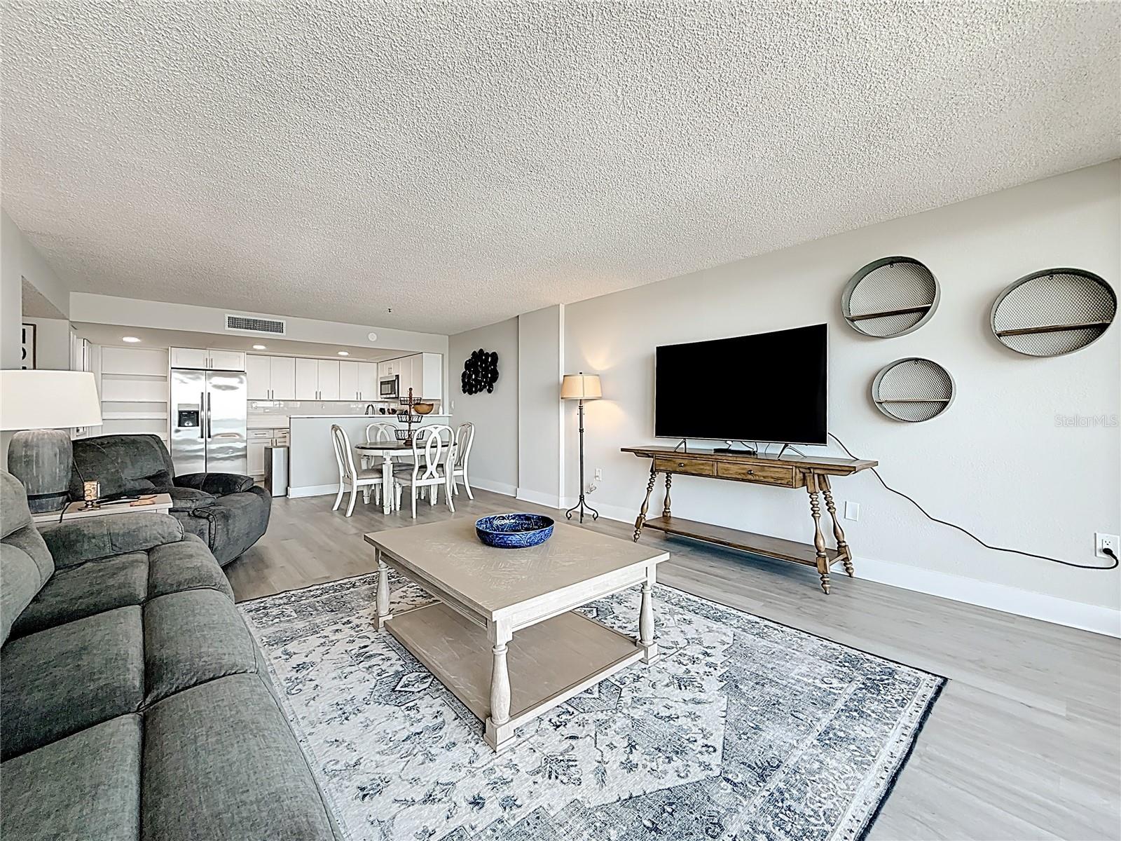 STARBOARD TOWER - Residential