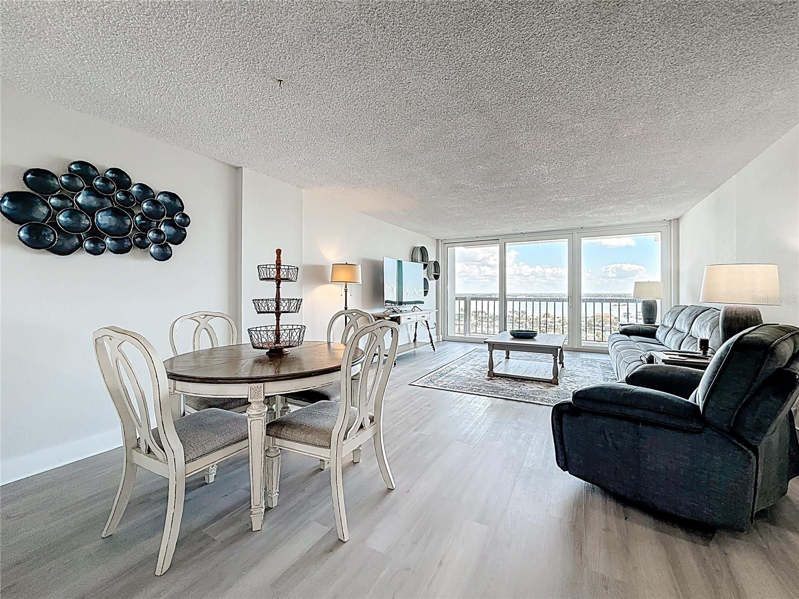 STARBOARD TOWER - Residential