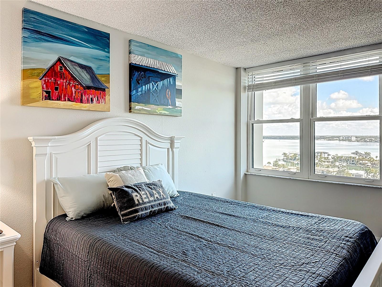 STARBOARD TOWER - Residential