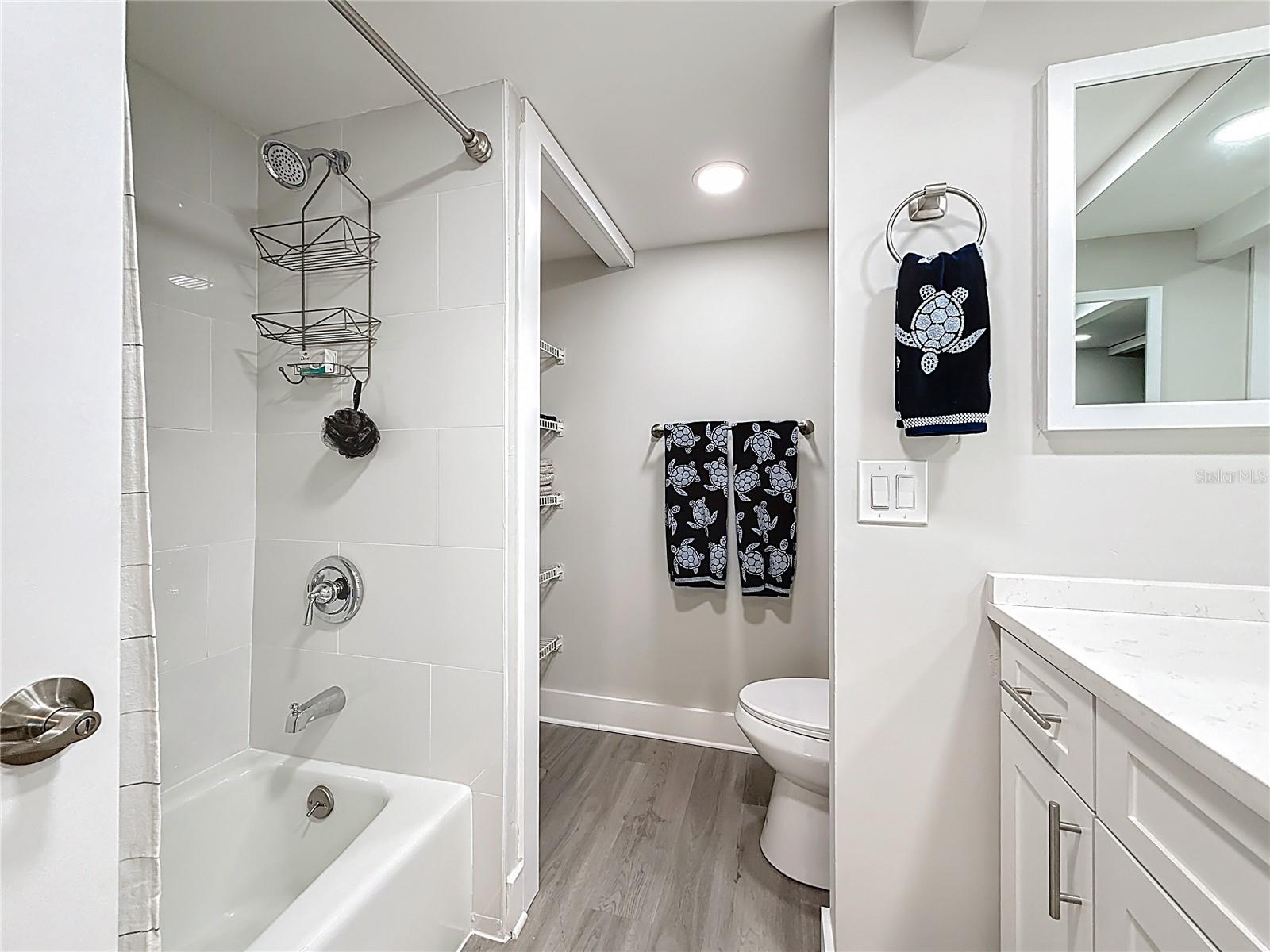 STARBOARD TOWER - Residential