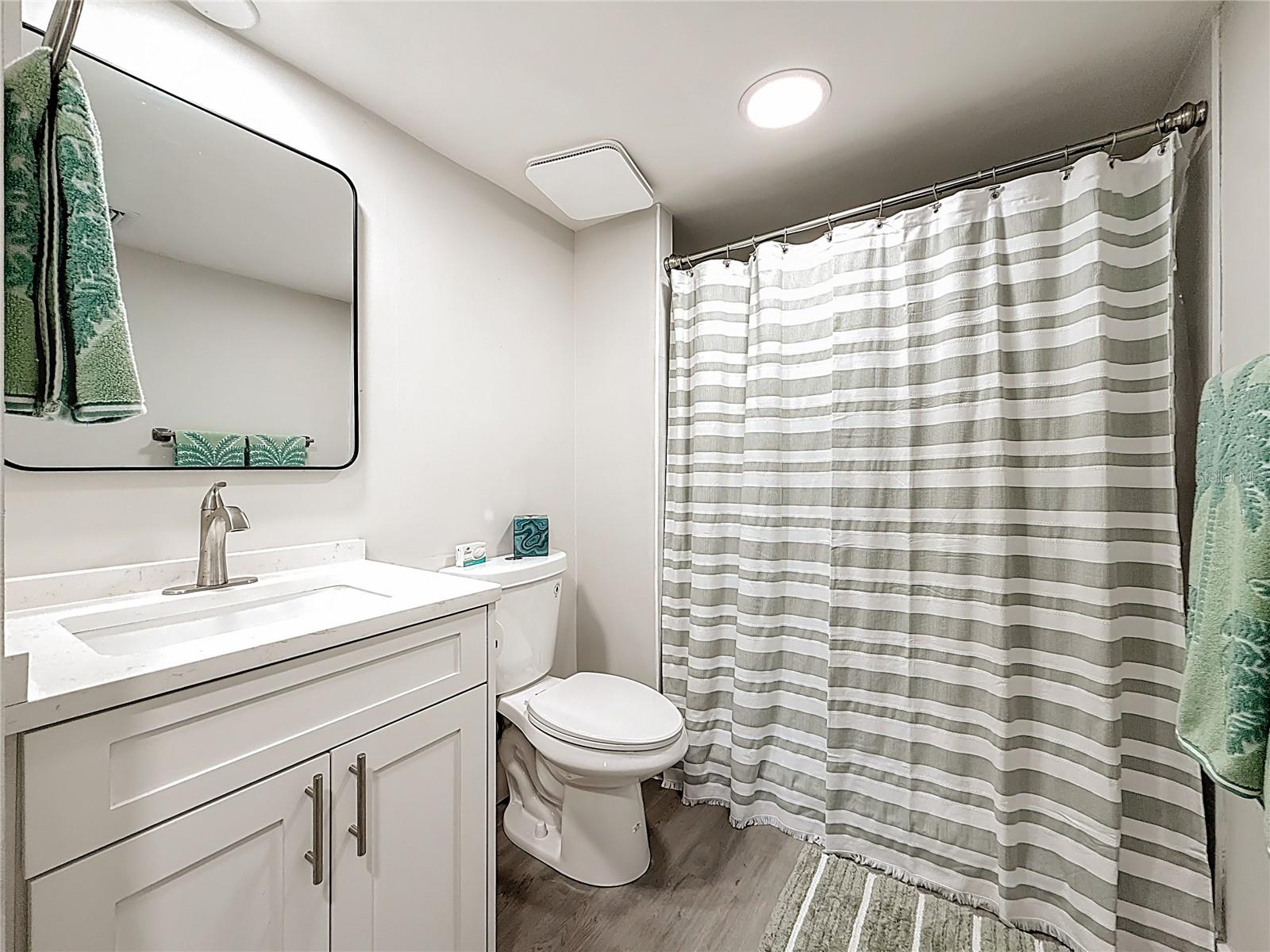 STARBOARD TOWER - Residential