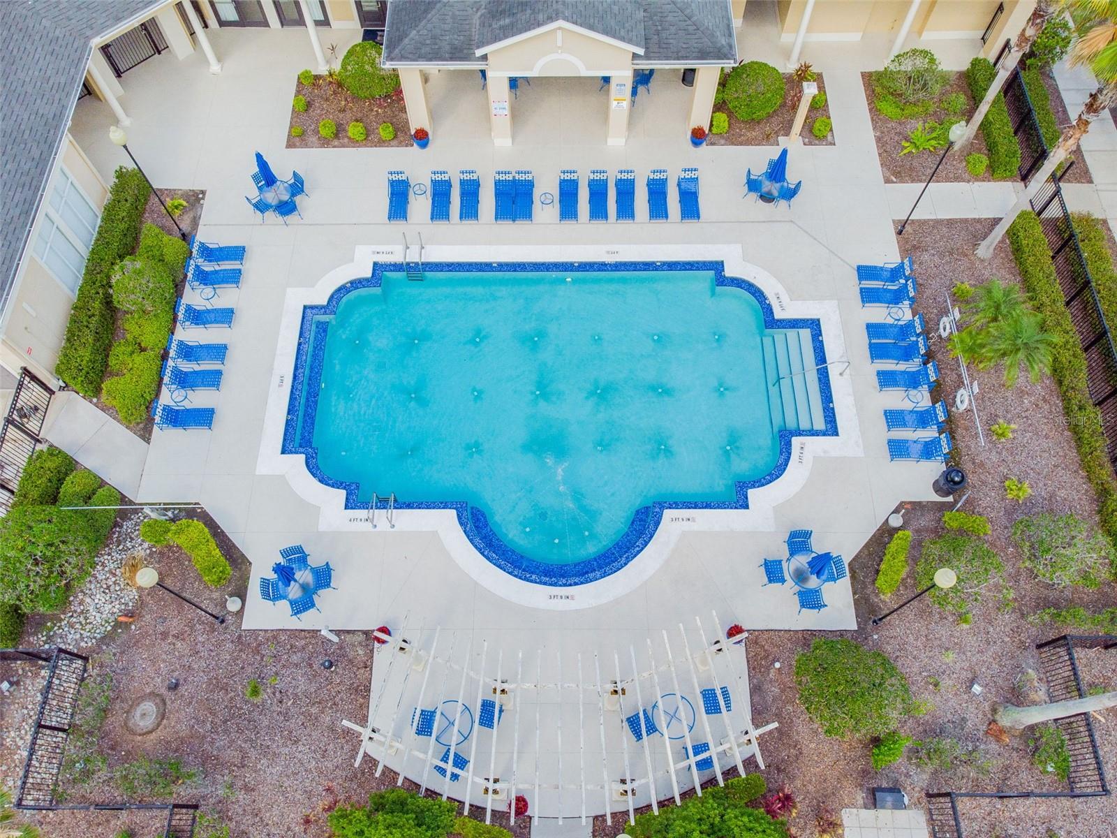 OXFORD PLACE AT TAMPA PALMS A - Residential