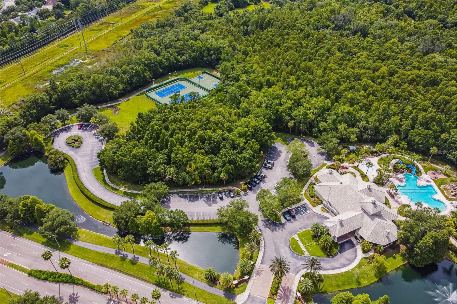 OXFORD PLACE AT TAMPA PALMS A - Residential