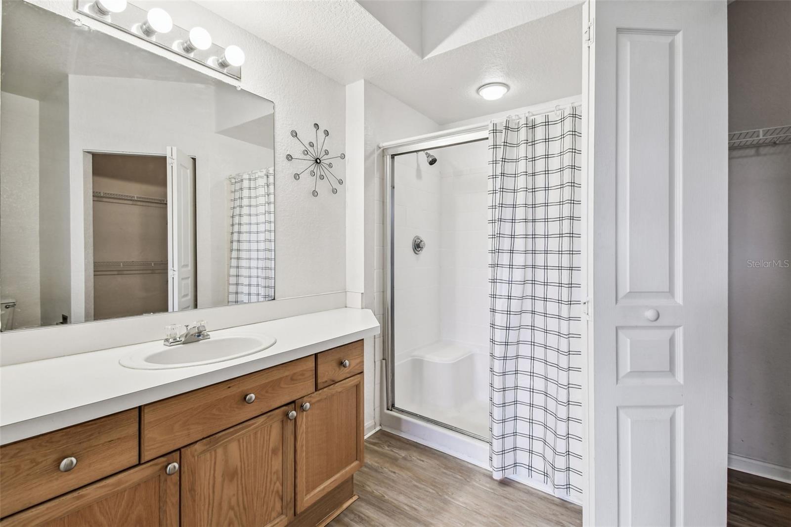 OXFORD PLACE AT TAMPA PALMS A - Residential