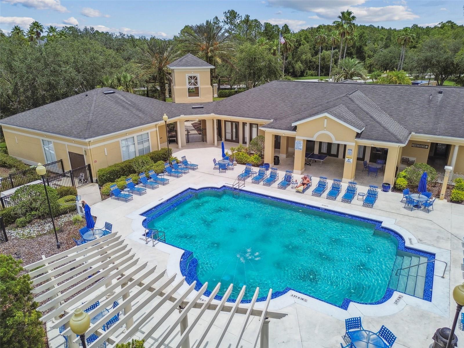 OXFORD PLACE AT TAMPA PALMS A - Residential