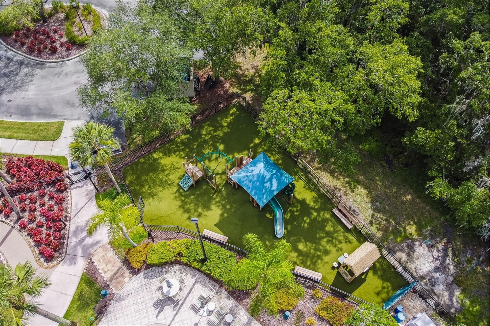 OXFORD PLACE AT TAMPA PALMS A - Residential