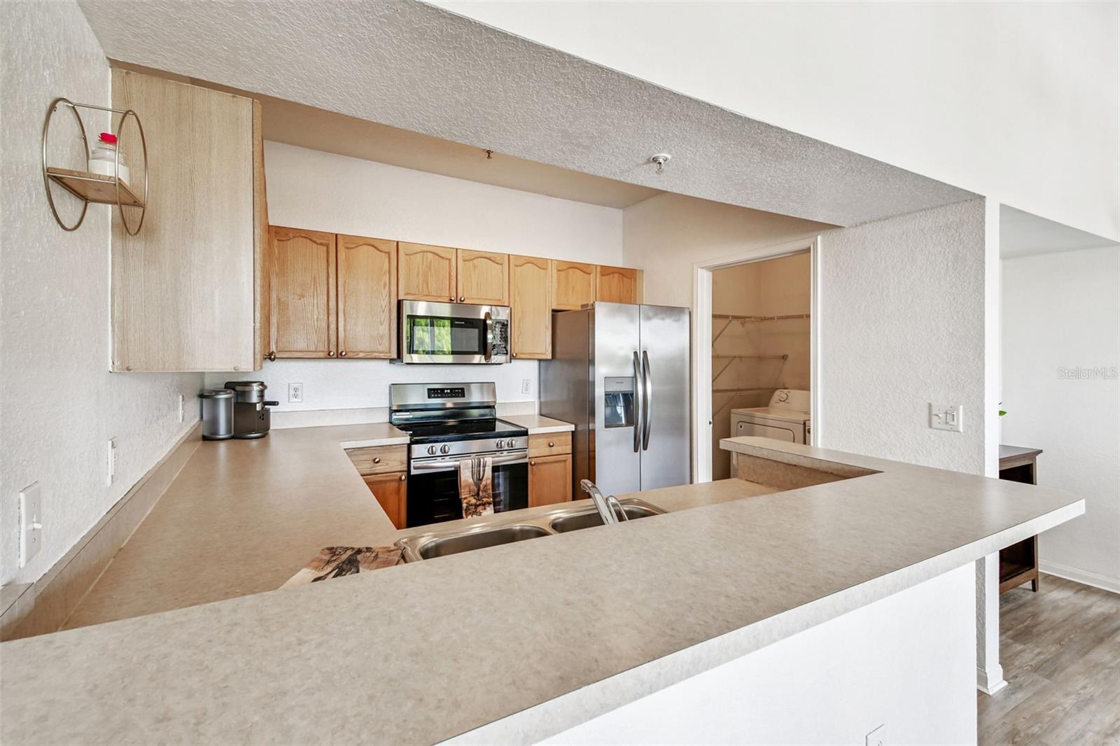 OXFORD PLACE AT TAMPA PALMS A - Residential