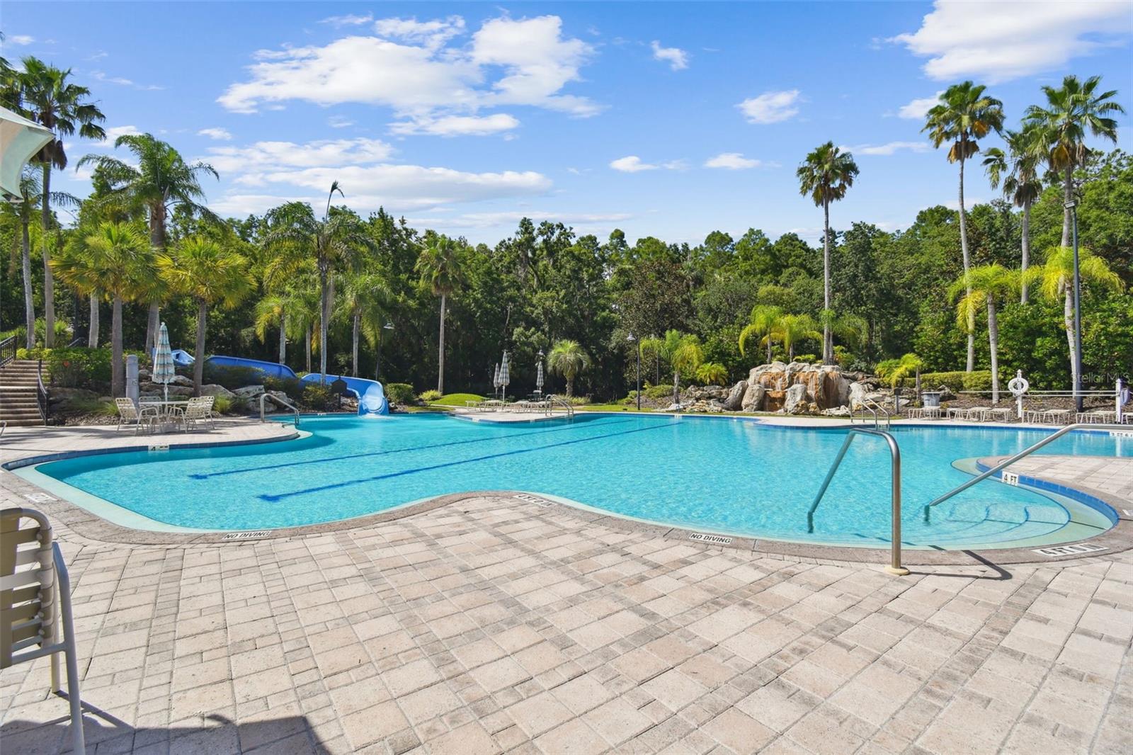 OXFORD PLACE AT TAMPA PALMS A - Residential