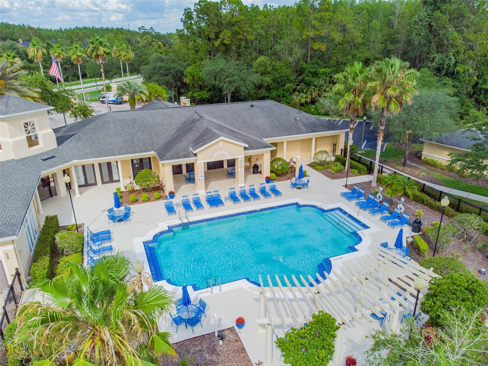 OXFORD PLACE AT TAMPA PALMS A - Residential