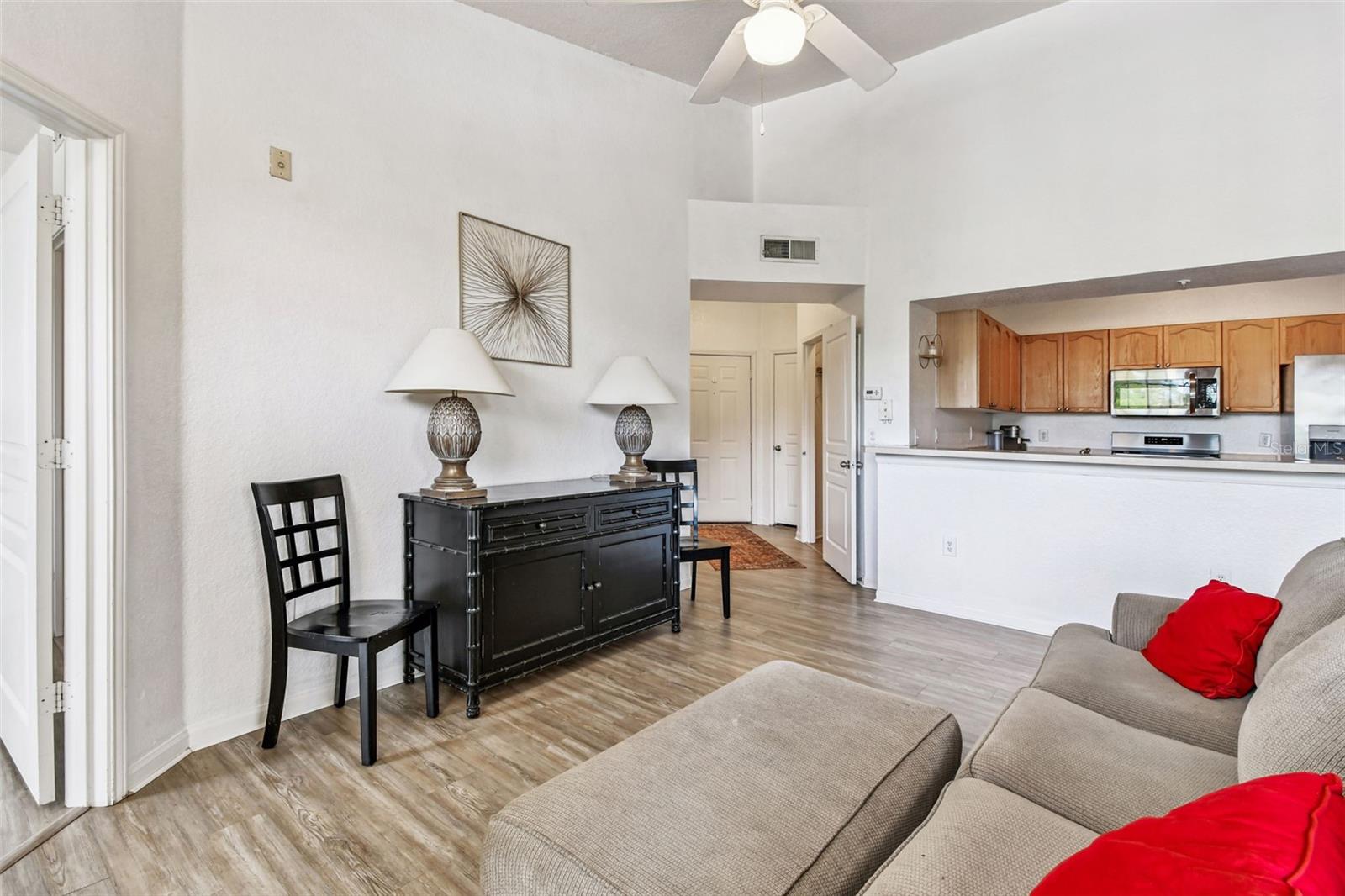 OXFORD PLACE AT TAMPA PALMS A - Residential