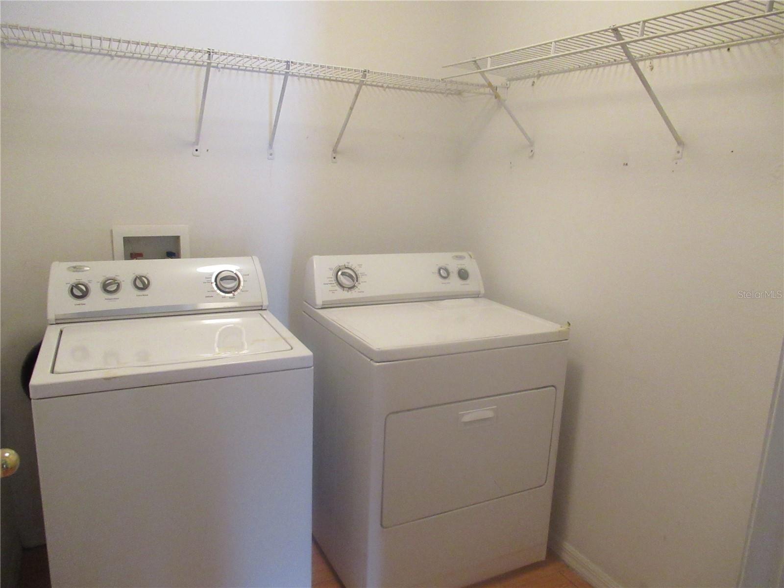 FOUR CORNERS PH 01 - Residential Lease