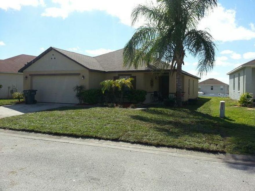 Beautiful Single-Family Pool Home with 3 bedrooms, 2 baths, and 2 car garage with 1682 sq. ft. This home features Tile floors in living areas and
Wood floors in bedrooms. Lawn Care is included. This home is located in the community of Four Corners in Davenport FL. Off Highway 27
approximately 4 miles away from I-4 exit 55 & few miles away from US Hwy 192, approximately 10 miles to Disney and shopping mall and
plenty of dining and entertainment attractions
