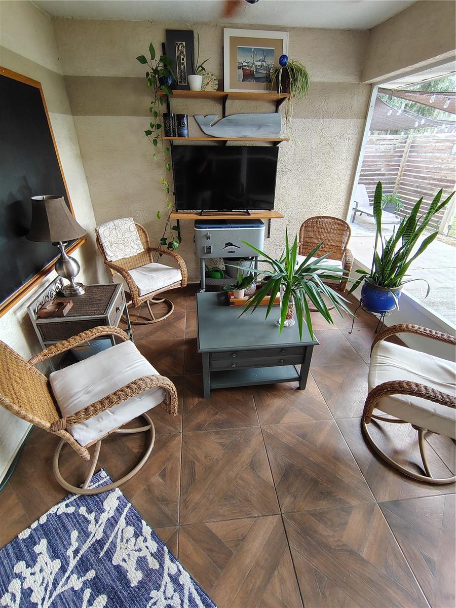 HOLIDAY HAVEN - Residential