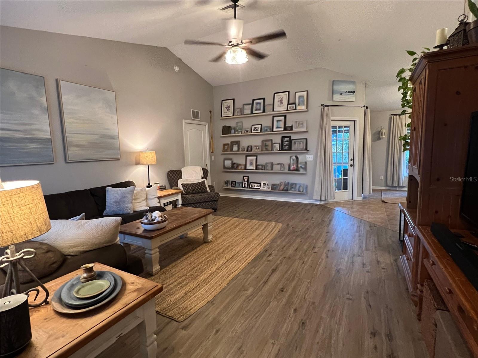 HOLIDAY HAVEN - Residential