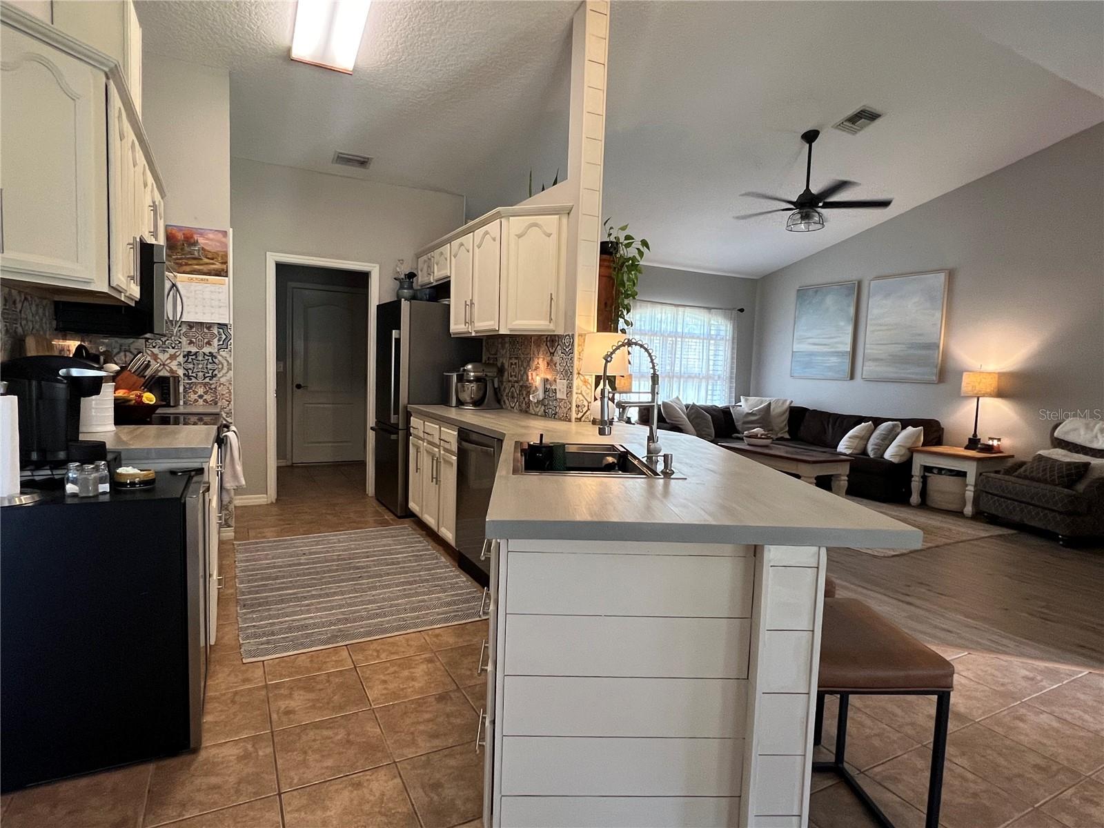 HOLIDAY HAVEN - Residential