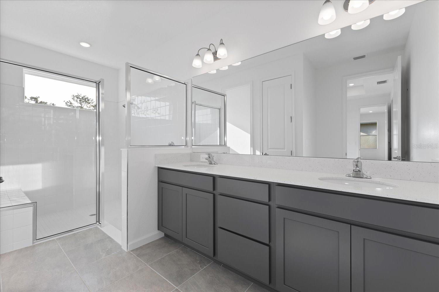 BRIGHTON JACARANDA - Residential