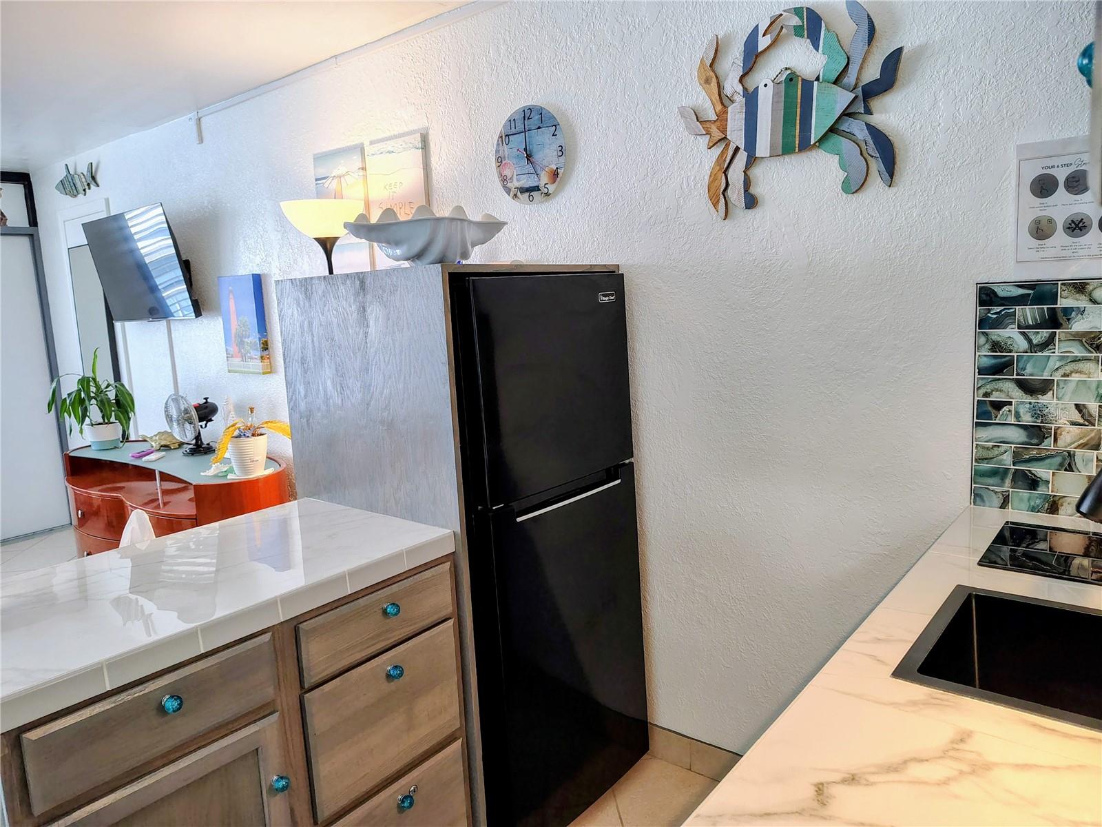 CASTAWAY BEACH RESORT CONDO - Residential