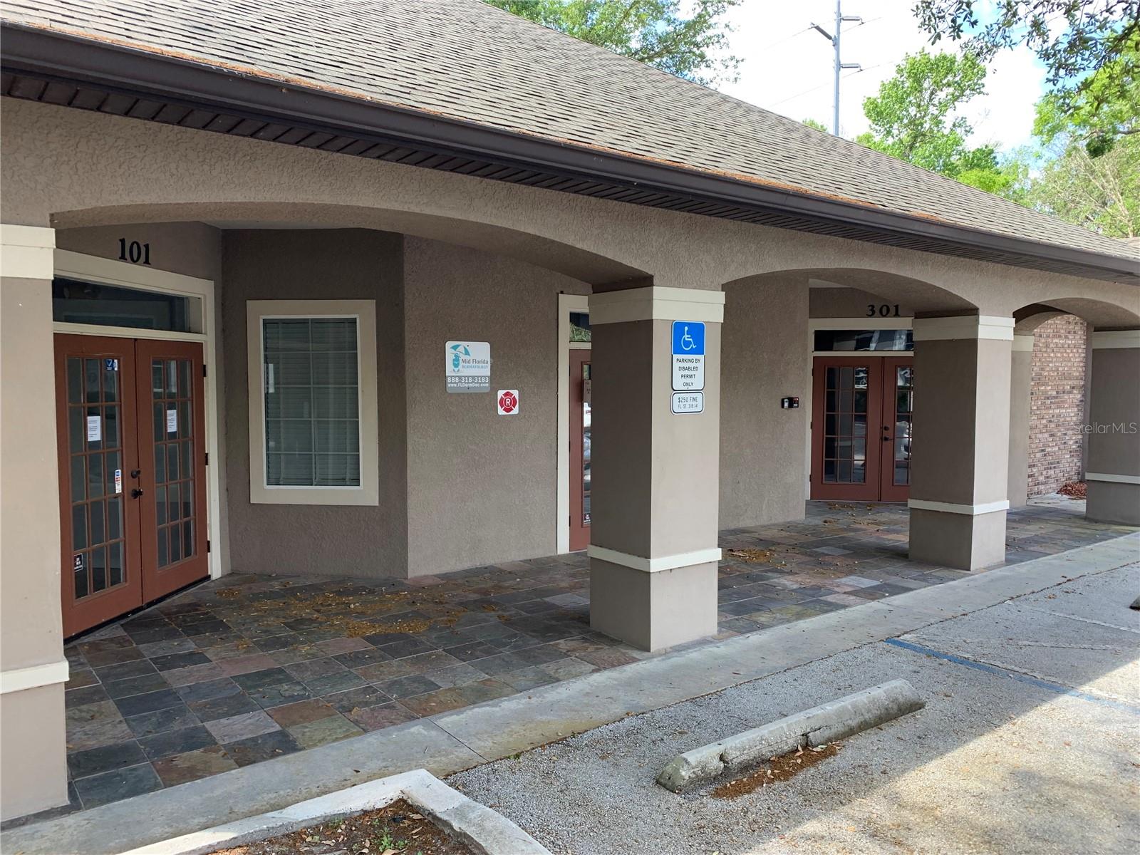 25 WINDSORMERE WAY