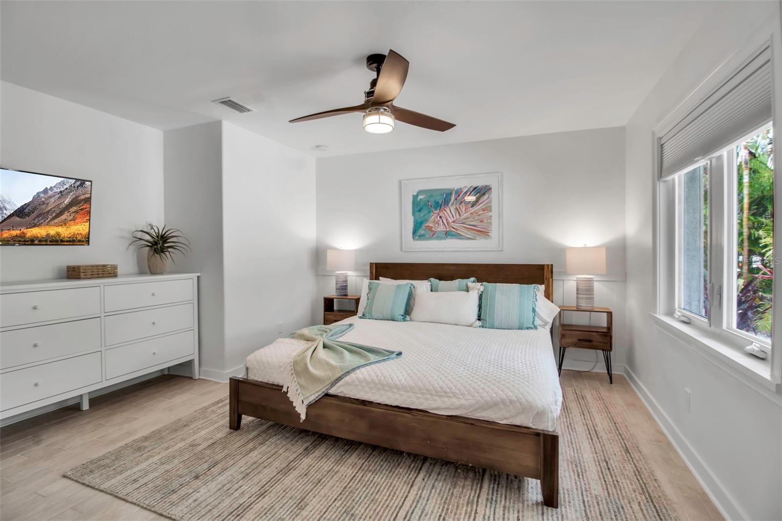 AUFRA REP - Residential