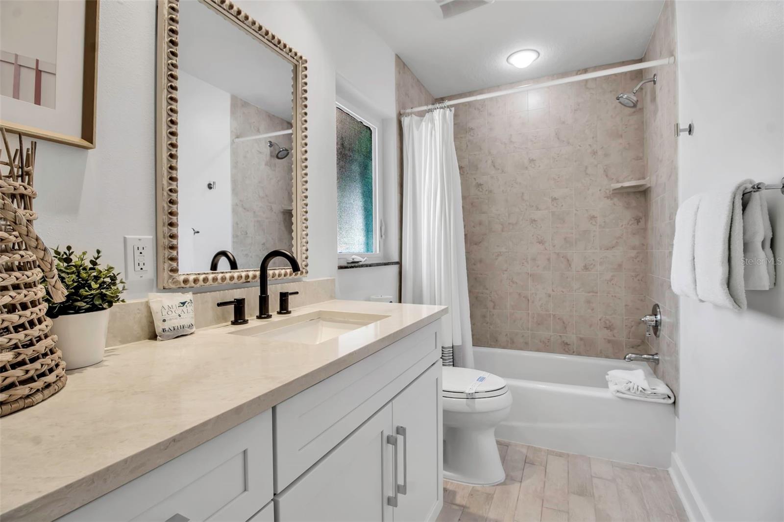 AUFRA REP - Residential