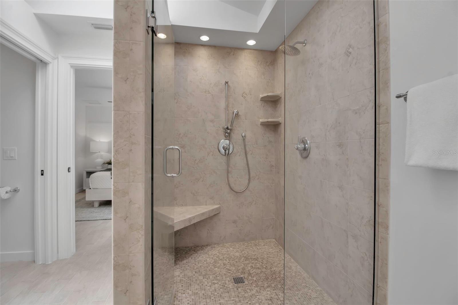 AUFRA REP - Residential