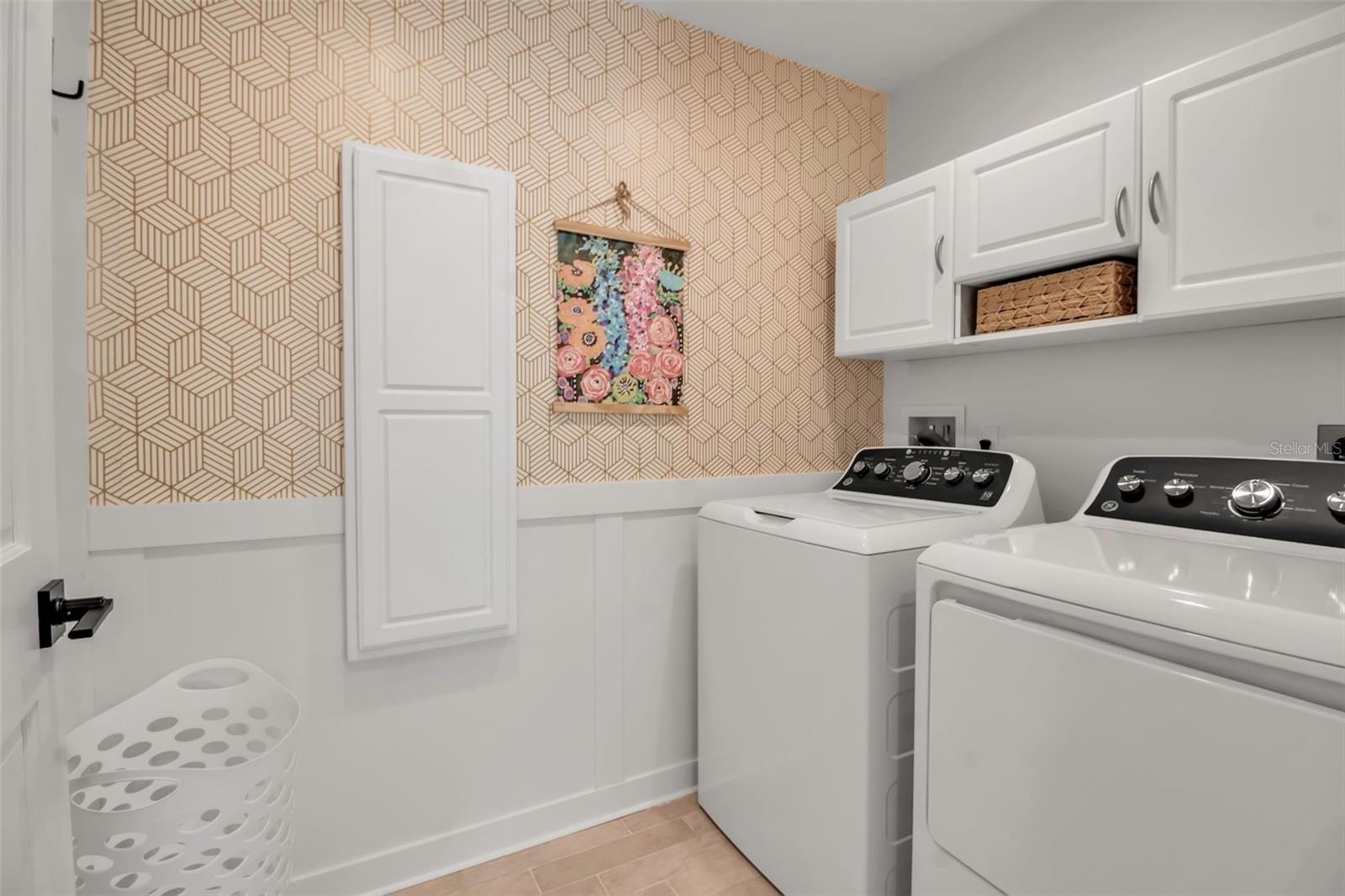 AUFRA REP - Residential