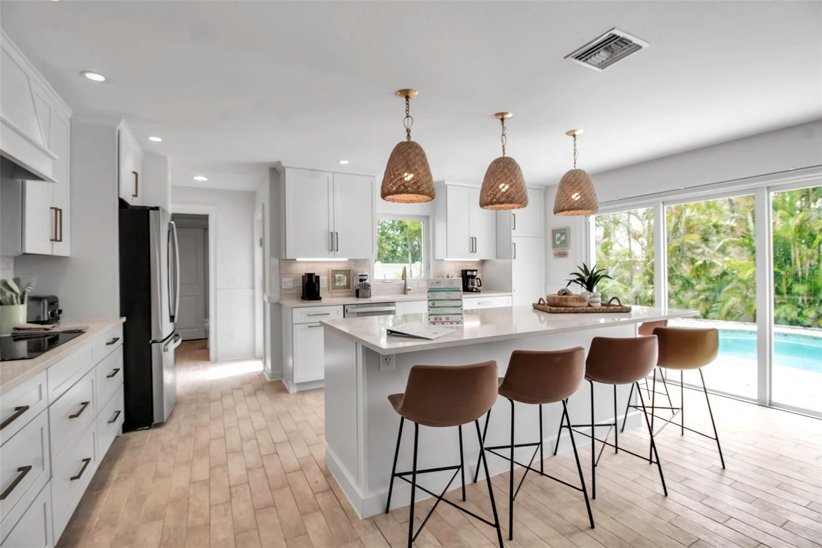 AUFRA REP - Residential