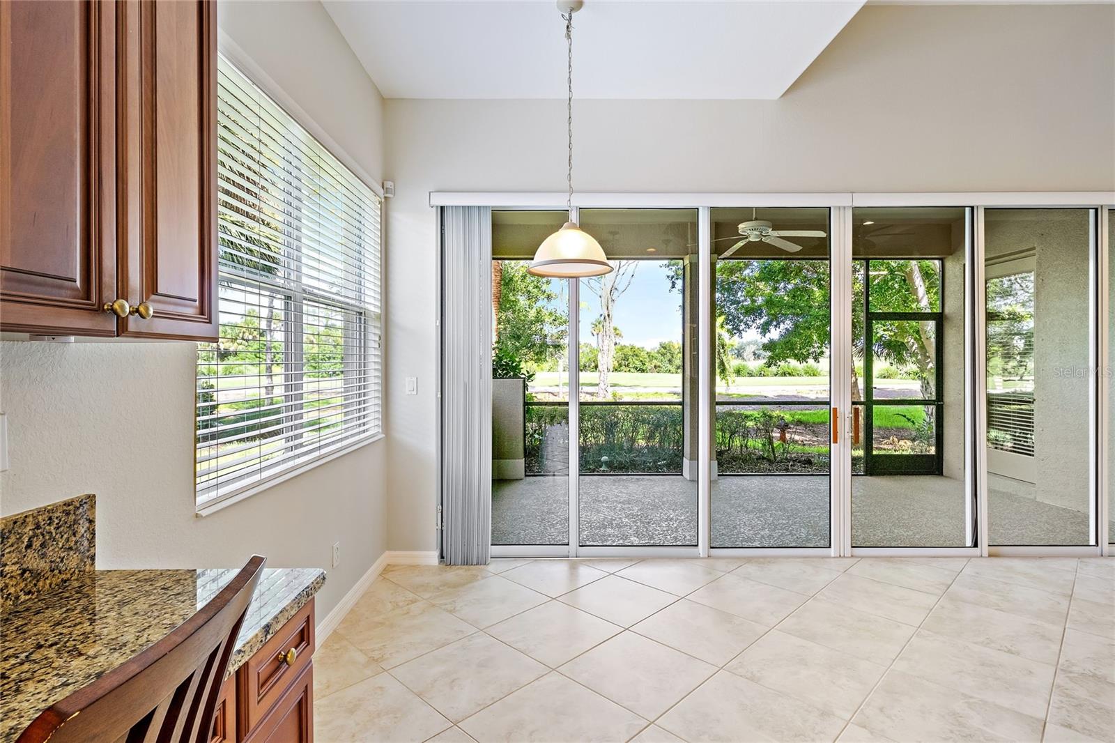 VENETIAN GOLF & RIVER CLUB PHA - Residential Lease