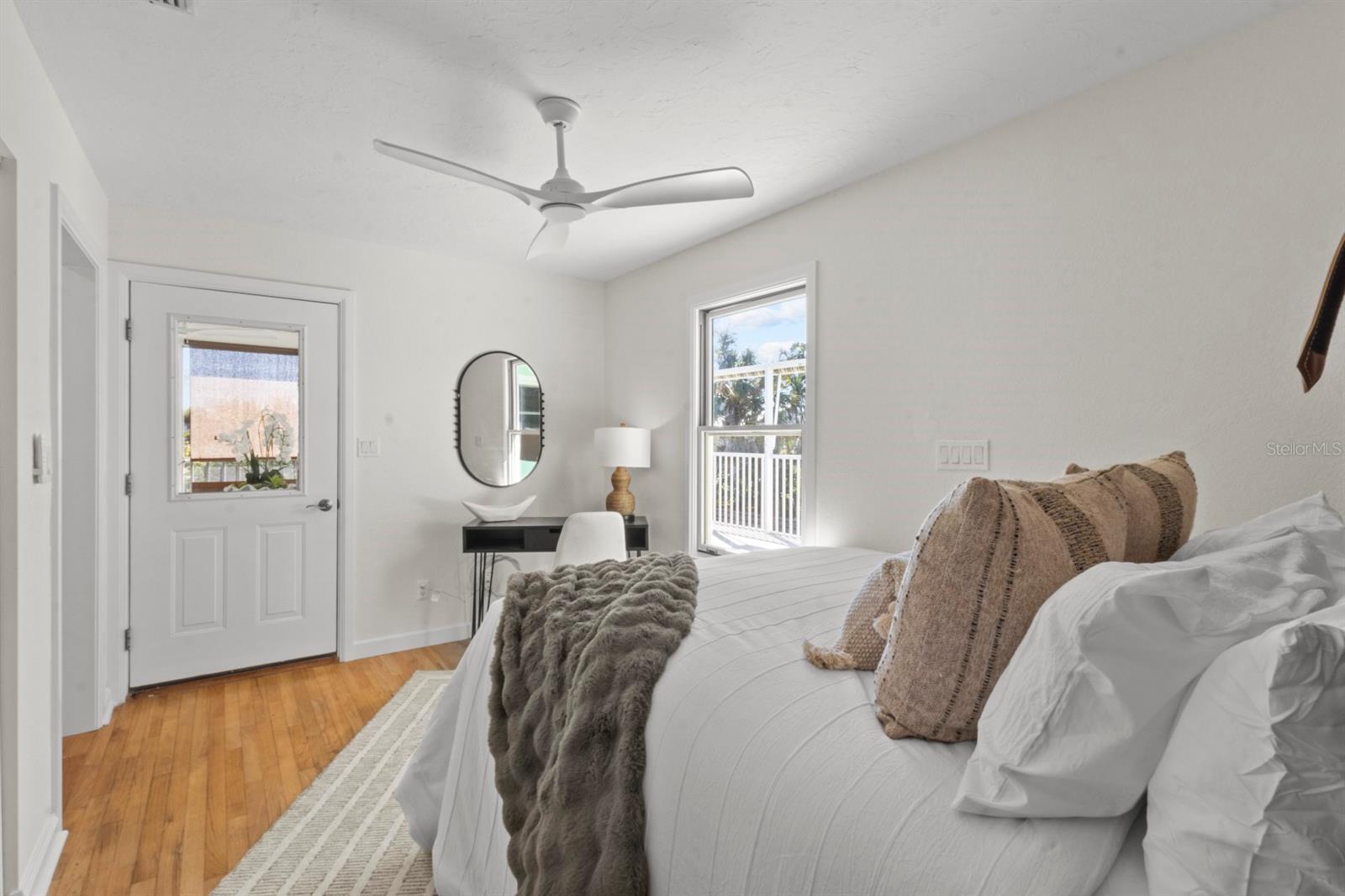 LONGBEACH ON LONGBOAT KEY - Residential