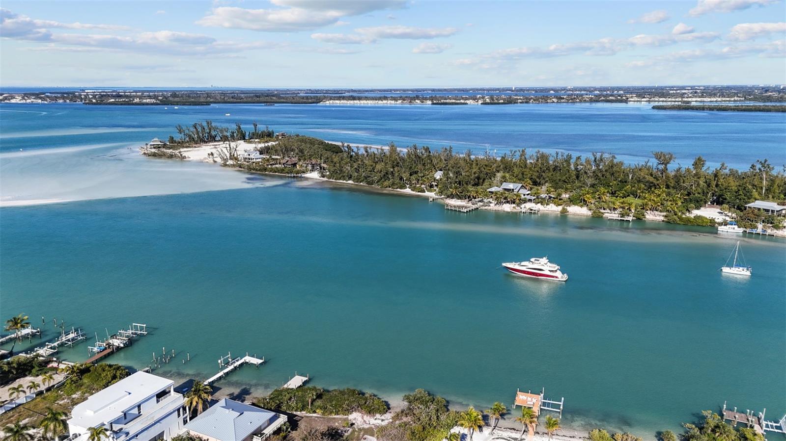 LONGBEACH ON LONGBOAT KEY - Residential