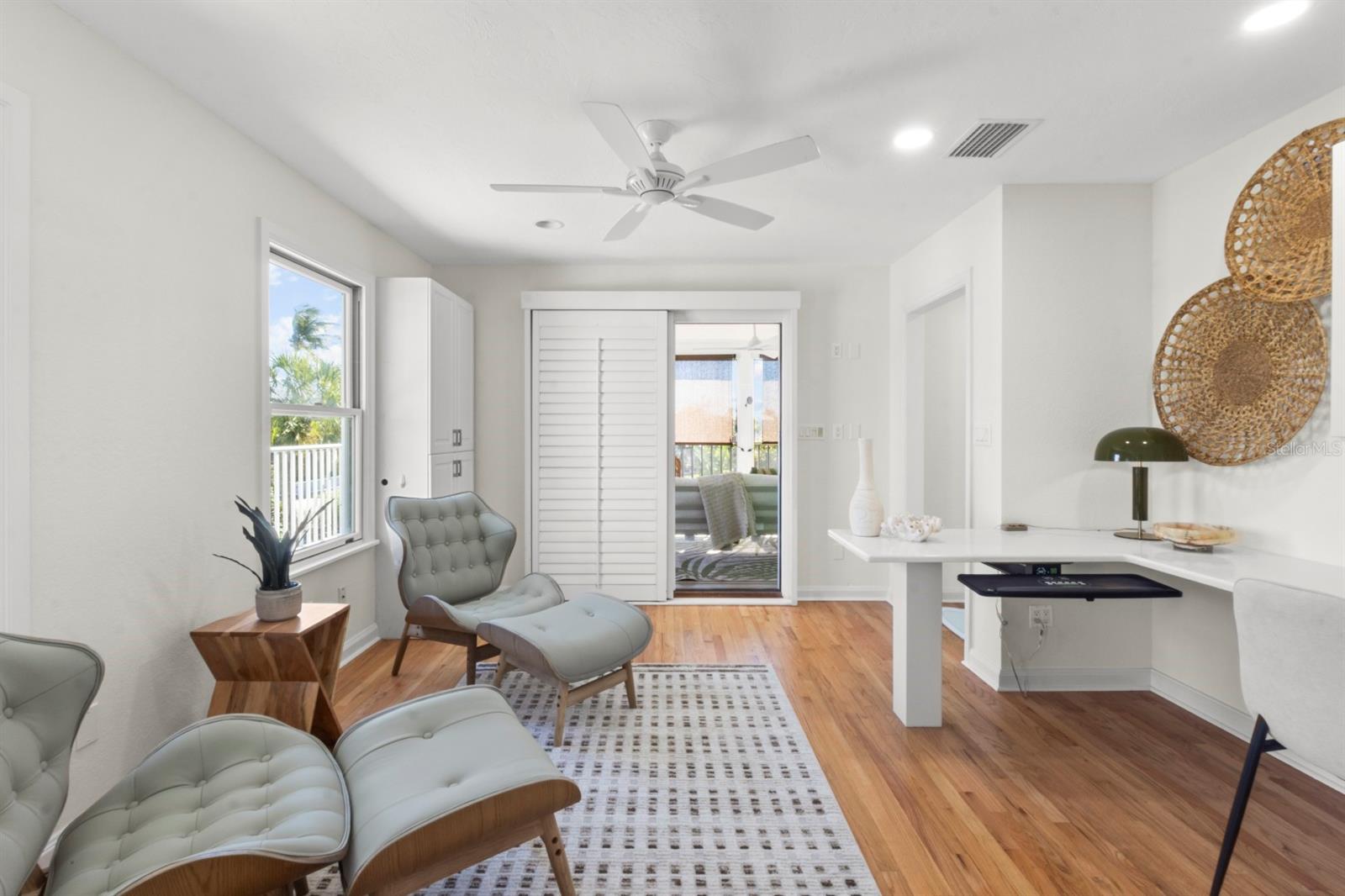 LONGBEACH ON LONGBOAT KEY - Residential