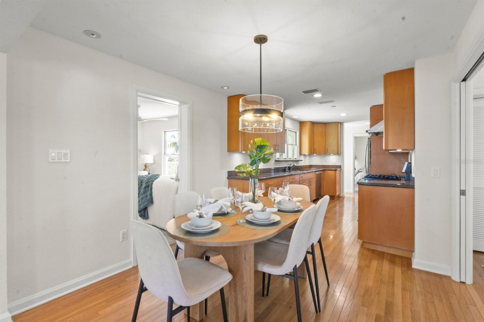 LONGBEACH ON LONGBOAT KEY - Residential