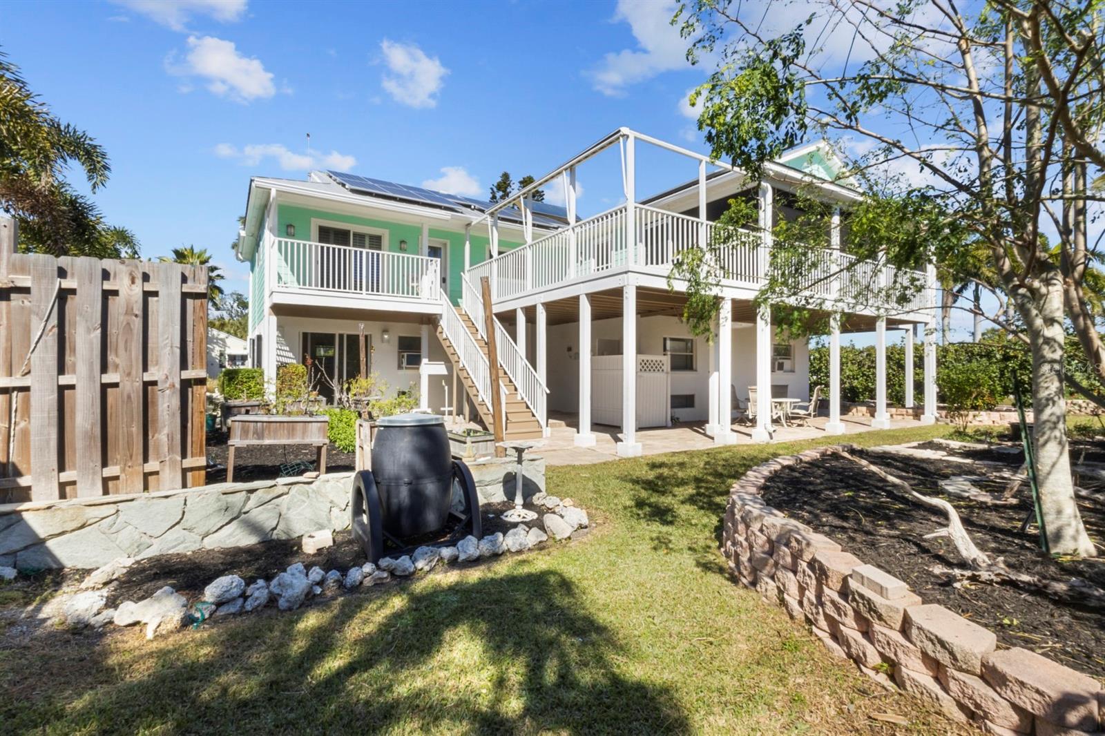 LONGBEACH ON LONGBOAT KEY - Residential