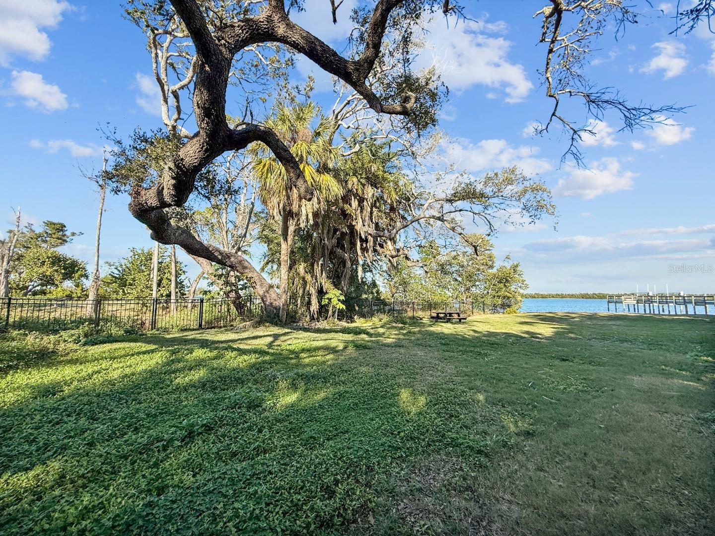 LONGBEACH ON LONGBOAT KEY - Residential