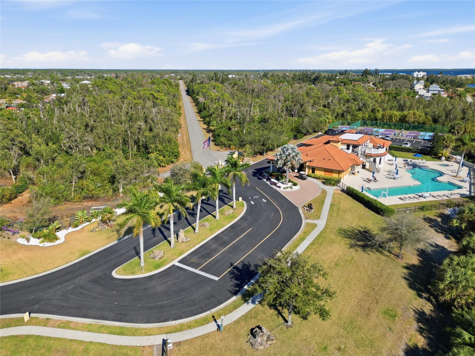 MYAKKA RIVER MOTORCOACH RESIDENCE - Residential