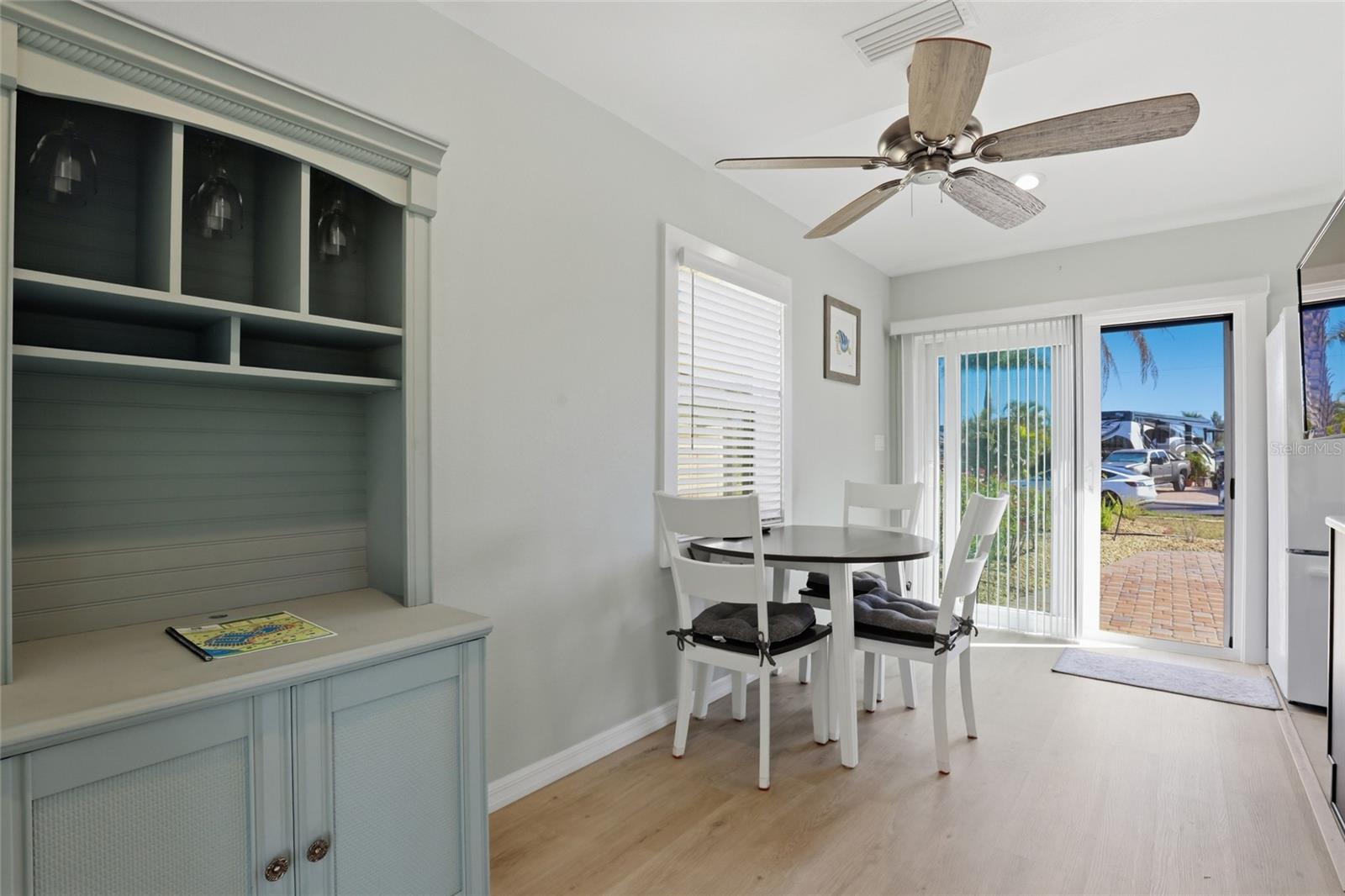 MYAKKA RIVER MOTORCOACH RESIDENCE - Residential