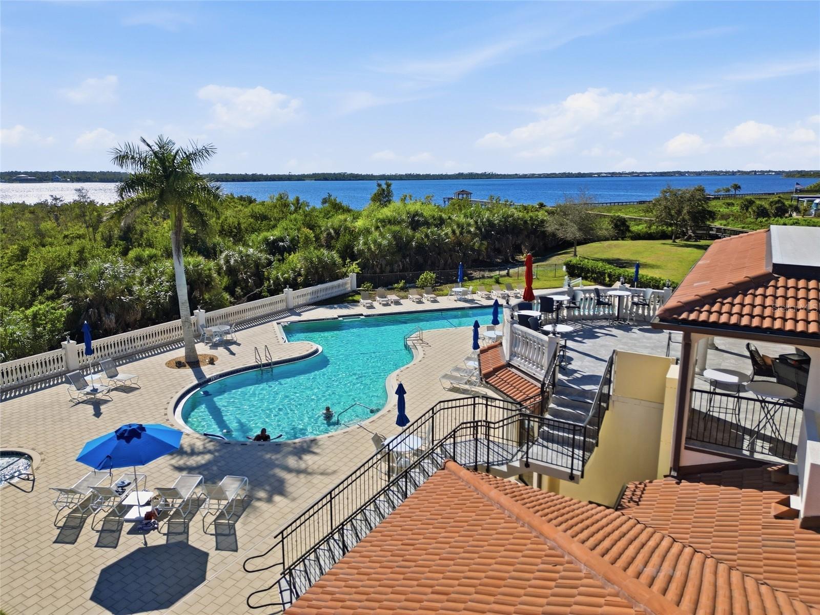 MYAKKA RIVER MOTORCOACH RESIDENCE - Residential