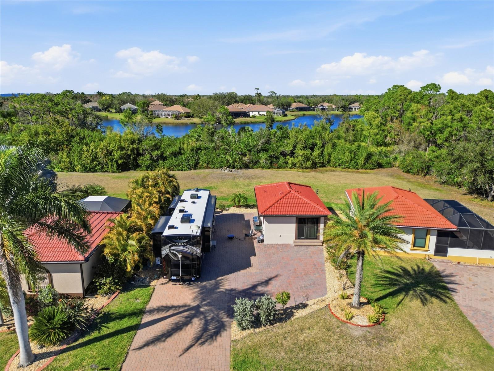 MYAKKA RIVER MOTORCOACH RESIDENCE - Residential