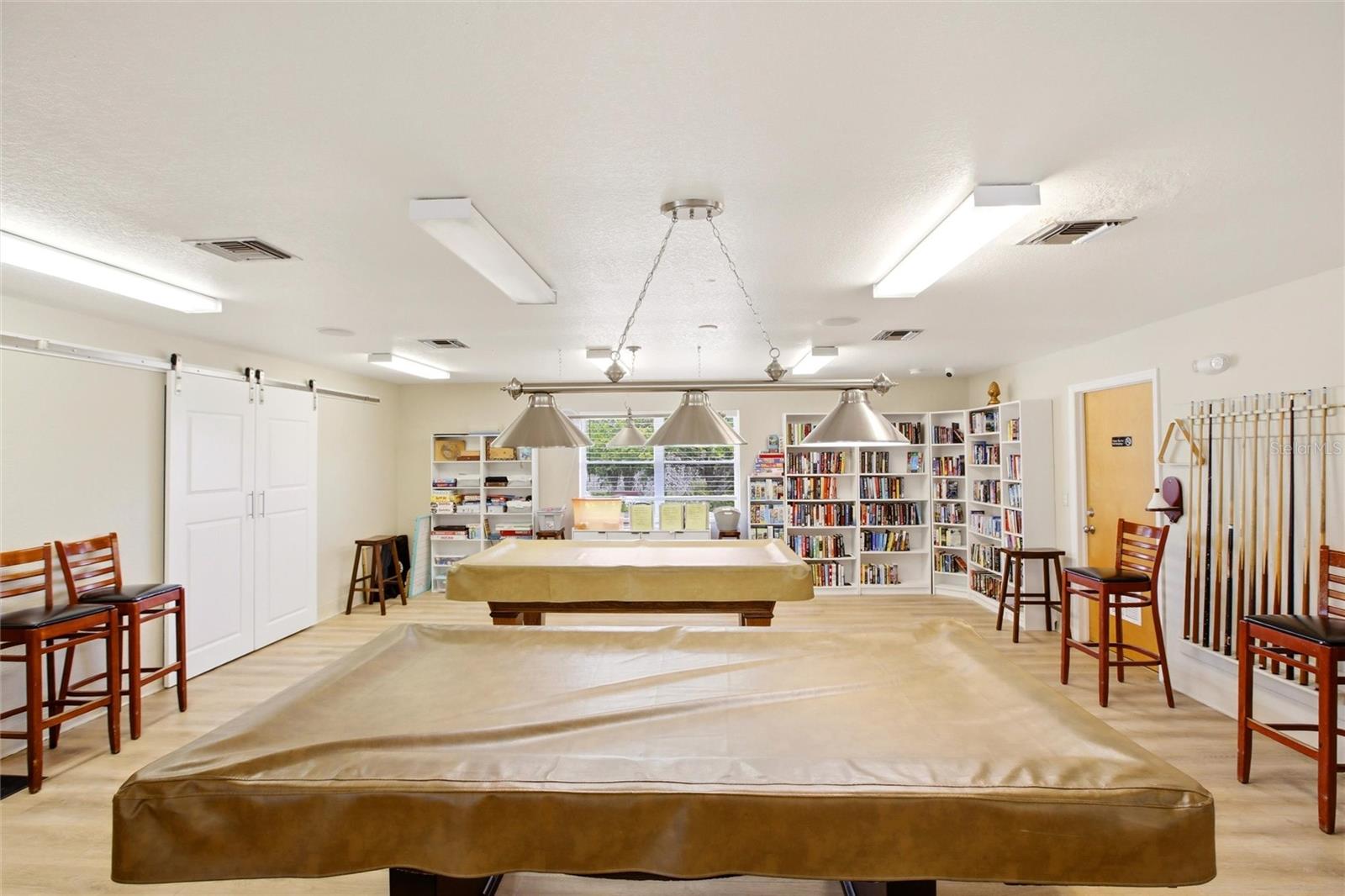 BUTTONWOOD VILLAGE - Residential