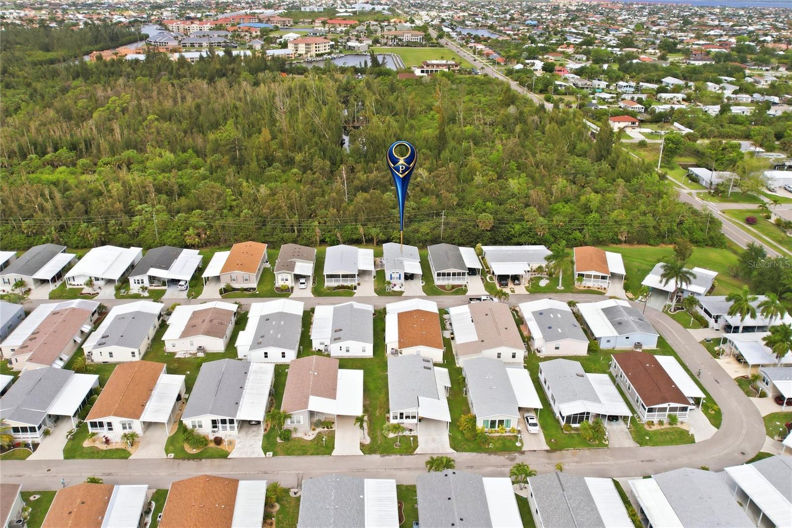 BUTTONWOOD VILLAGE - Residential