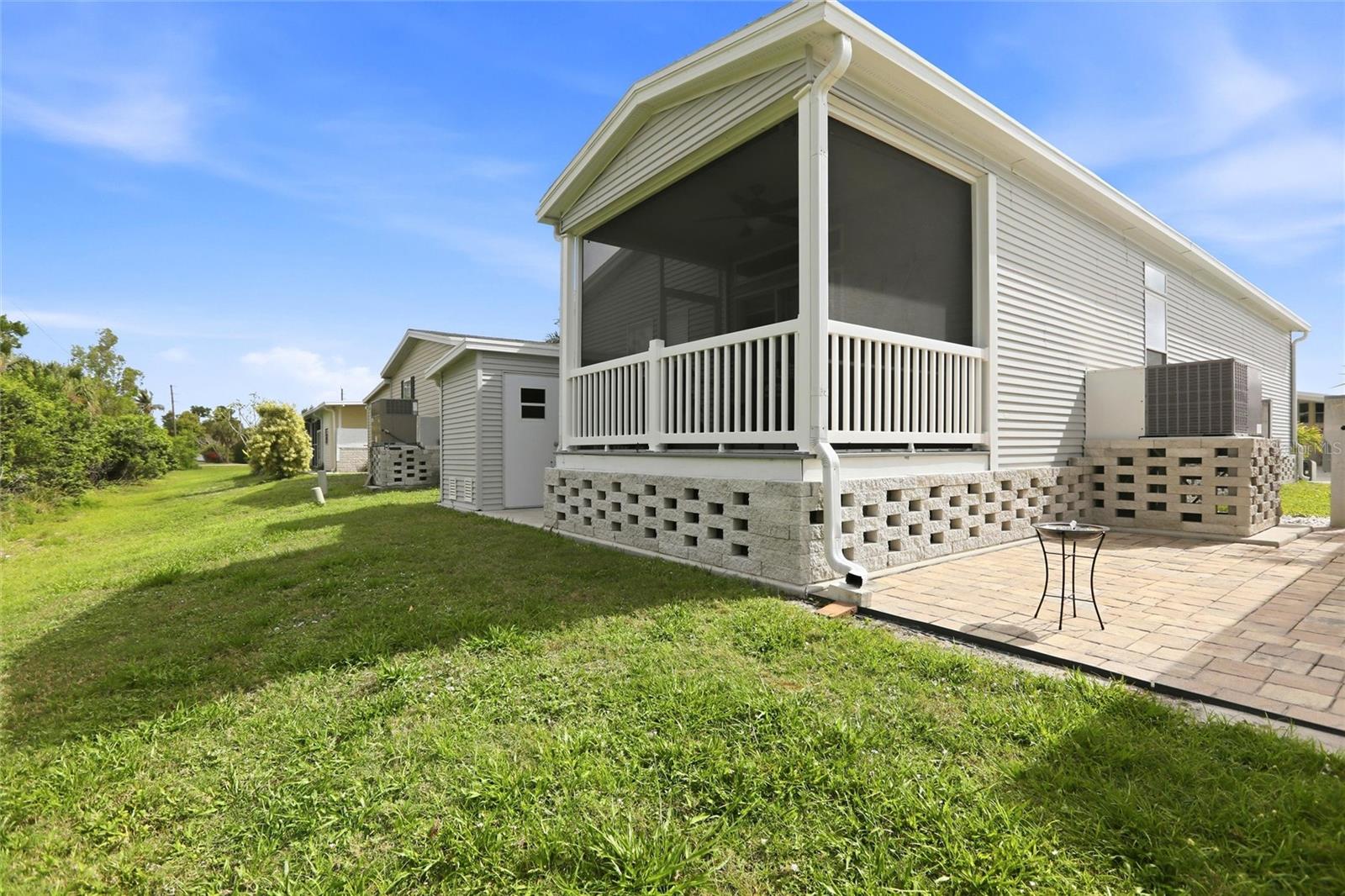 BUTTONWOOD VILLAGE - Residential