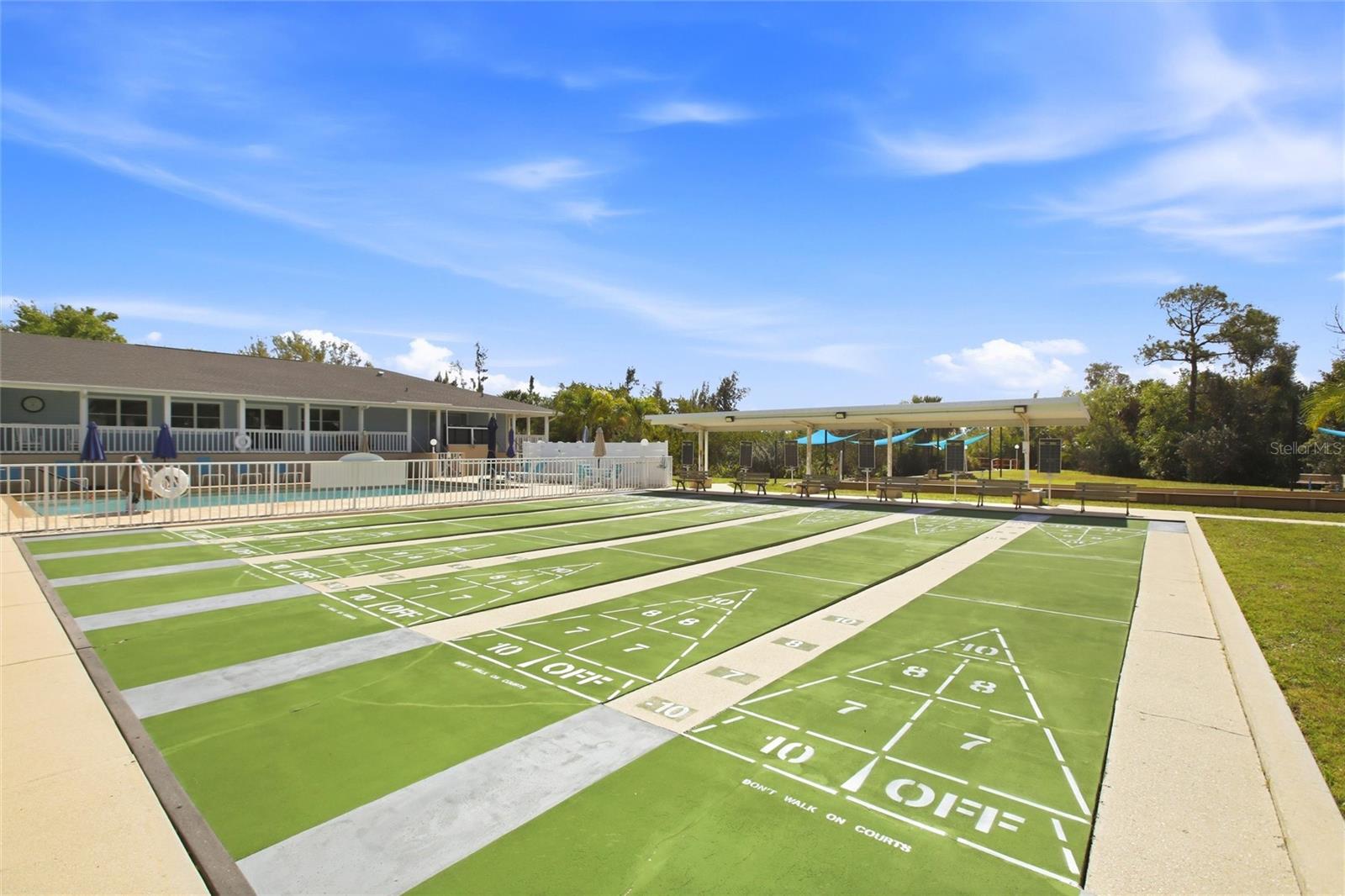 BUTTONWOOD VILLAGE - Residential