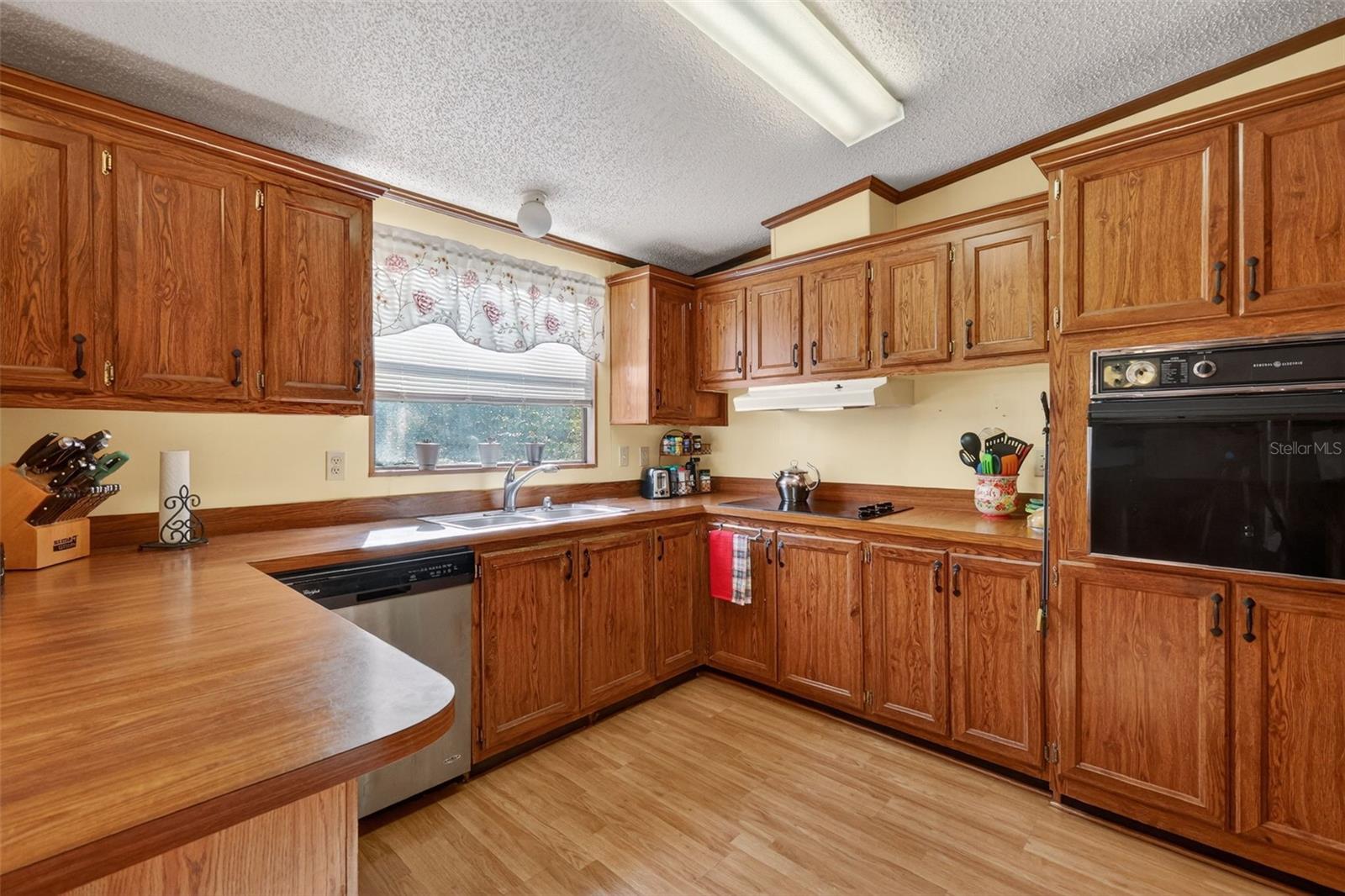 LANE PARK - Residential