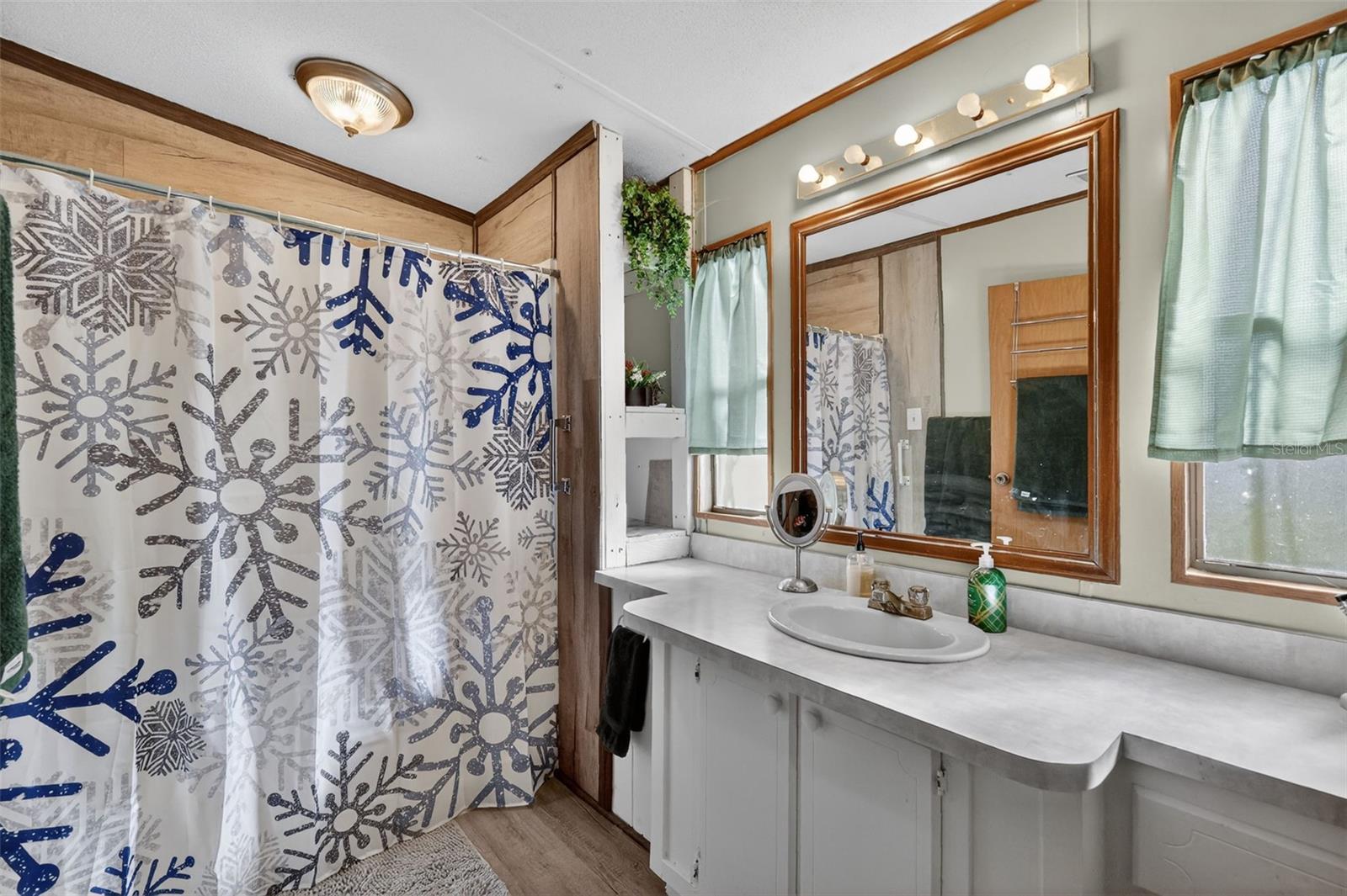 LANE PARK - Residential