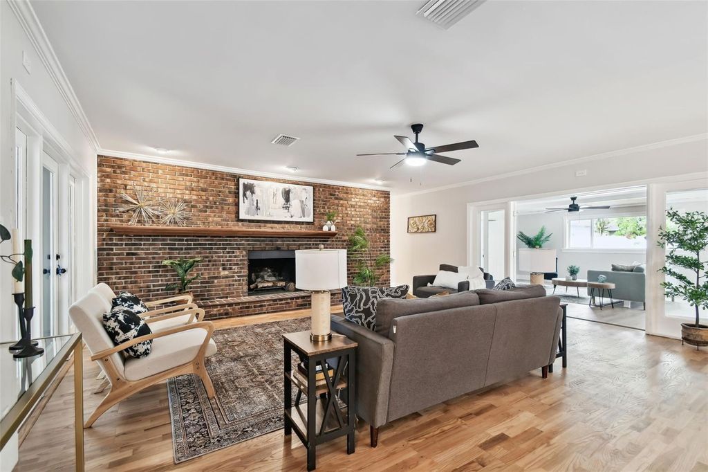 Photo of 2022 Cricket Lane, Valrico, FL 33594 (MLS # TB8402683)