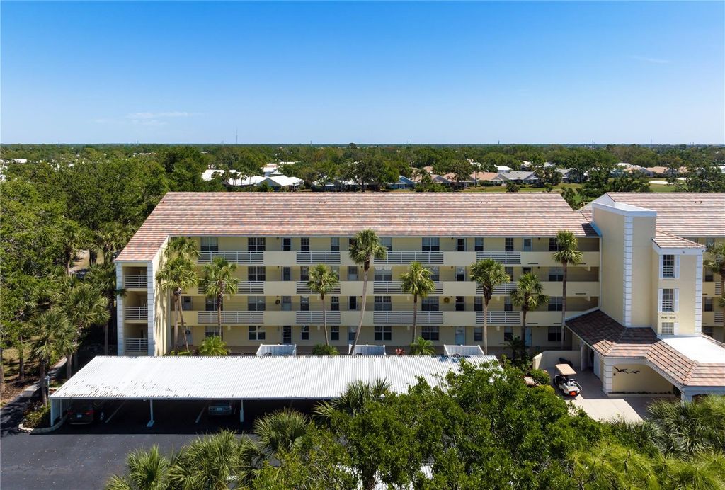 Photo of 1015 Wexford Boulevard #1015, Venice, FL 34293 (MLS # A4691684)