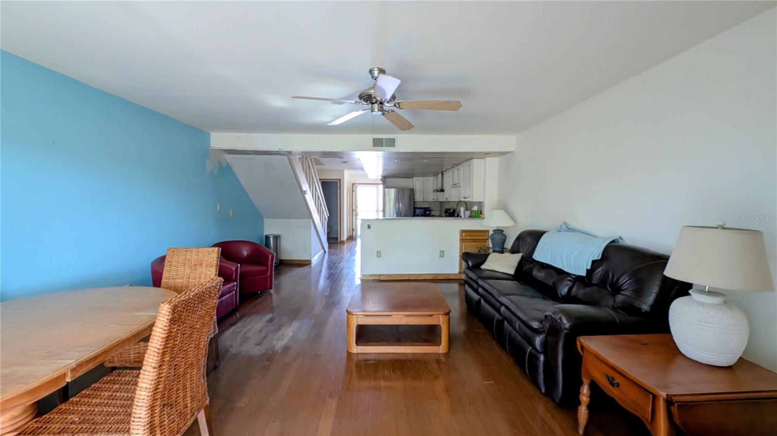 SOUTH PAULA POINT CONDO - Residential