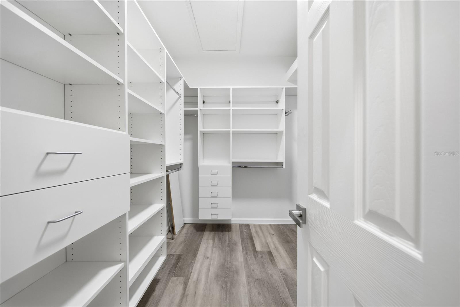 MIRABAY PRCL 7 PH 1 - Residential